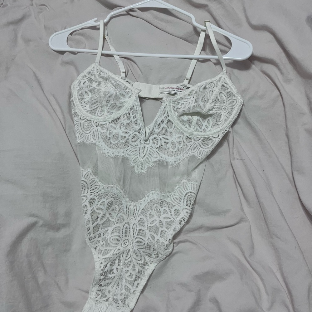 Anthropologie Ivory Lace Bodysuit